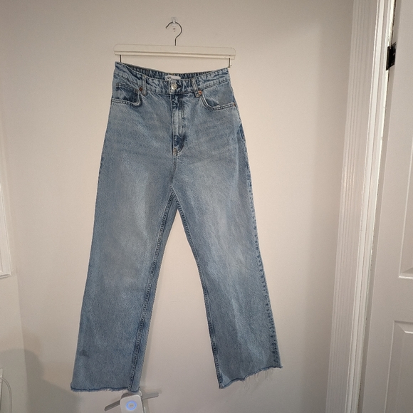 ZARA - HiRise Wide Leg Jeans - Picture 9 of 12